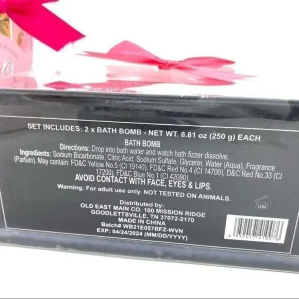 Bath and Body Spa Day Gift Set Vitamin Masks, Bath Bombs, Lotion Body Wash